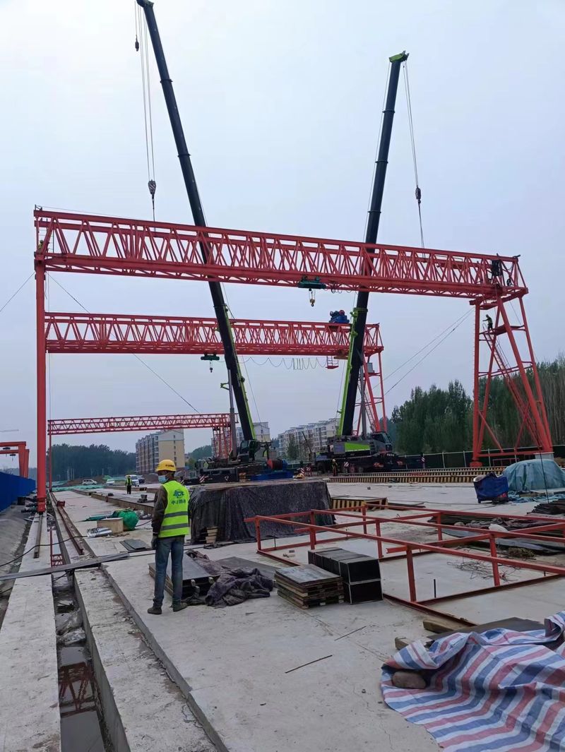 廣西路橋南寧項目MG100/10噸-38米-16米龍門吊，MH10噸-32米-9米龍門吊